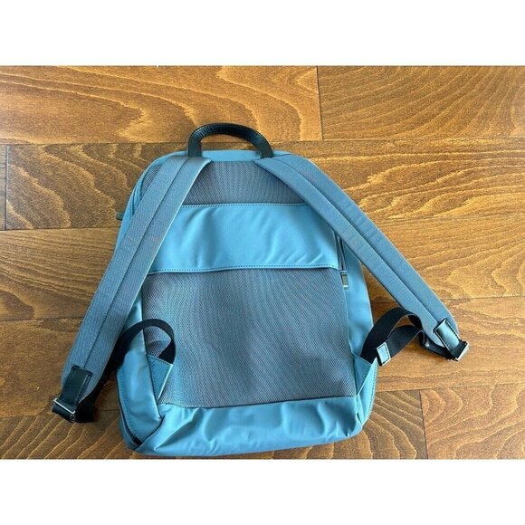 Away 16" Unisex Academia Sold Gray Backpack School College Minimalist - Picture 4 of 9